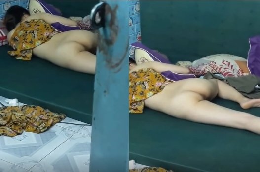 Đụ vào phòng riêng để móc lồn